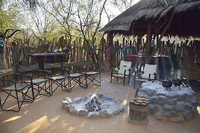 Quatermain's 1920's Safari Camp - Amakhala Game Reserve