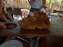 Quatermain's 1920's Safari Camp - Amakhala Game Reserve