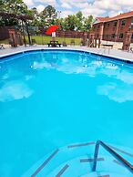 Americas Best Value Inn & Suites Phenix City