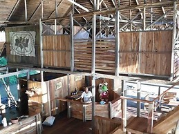 Kurupira Cabin Floating