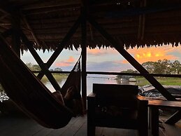 Kurupira Cabin Floating