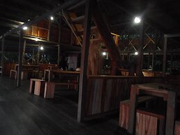 Kurupira Cabin Floating