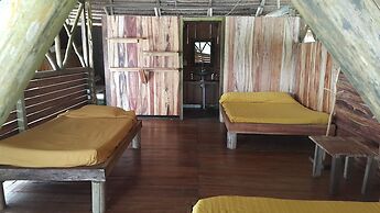 Kurupira Cabin Floating