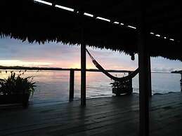 Kurupira Cabin Floating