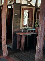 Kurupira Cabin Floating