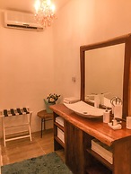 Toto Blue Hotel Boutique