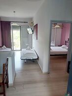 Filoxenia Hotel & Apartments