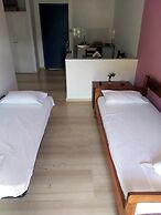 Filoxenia Hotel & Apartments