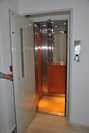 Filoxenia Hotel & Apartments