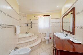 Carana Hilltop Villa