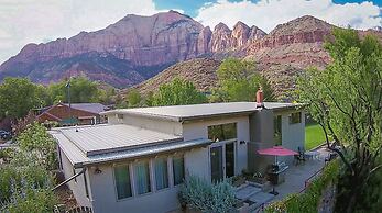 Flanigan's Resort and Spa