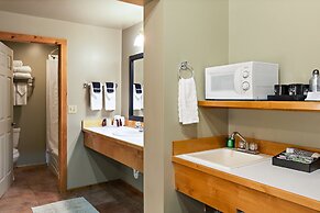 Flanigan's Resort and Spa