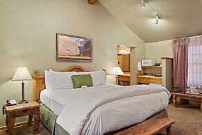 Flanigan's Resort and Spa