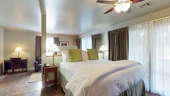 Flanigan's Resort and Spa