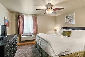 Flanigan's Resort and Spa