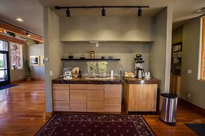 Flanigan's Resort and Spa