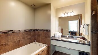 Flanigan's Resort and Spa