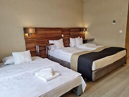 Warsaw Plaza Hotel