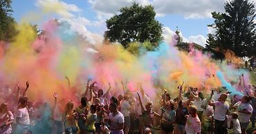 Holiday Inn Express & Suites New Martinsville by IHG