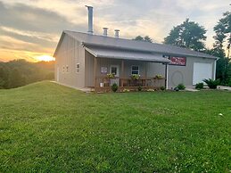 Holiday Inn Express & Suites New Martinsville by IHG