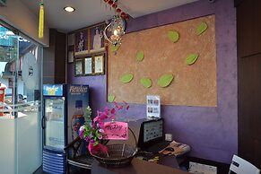 OYO 91077 Hotel Indah