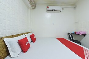 OYO 91077 Hotel Indah