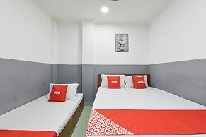 OYO 91077 Hotel Indah