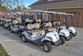 Put in Bay Victory Station Hotel