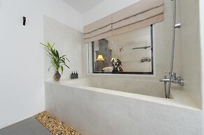 VMANSION Boutique Hotel