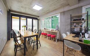 KW Hongdae Line Hostel