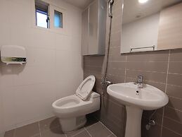 KW Hongdae Line Hostel