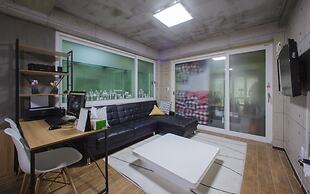 KW Hongdae Line Hostel