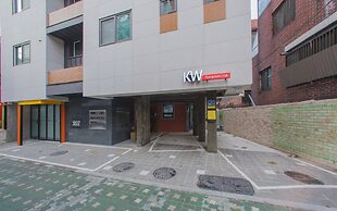 KW Hongdae Line Hostel