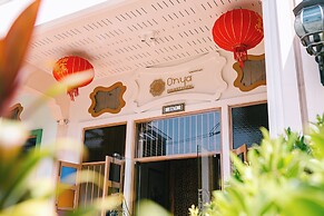 O'nya Phuket Hotel