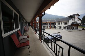 Alpine Inn & Suites