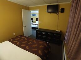 Alpine Inn & Suites