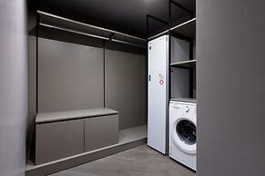 SR Suites Pangyo
