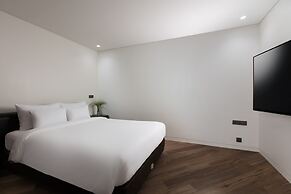 SR Suites Pangyo