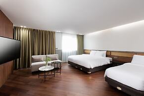 SR Suites Pangyo