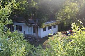 Kokanee Beach Resort Motel