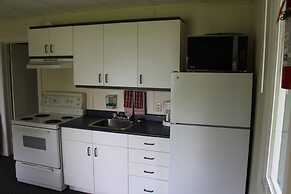 Kokanee Beach Resort Motel