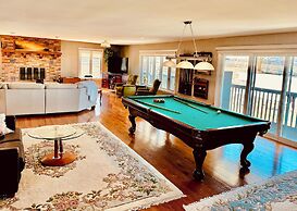 Mountain Ash Farm Country Manor