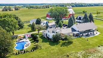 Mountain Ash Farm Country Manor