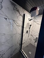 Hideout on the Horseshoe