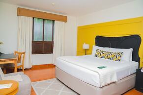 Hotel Los Portales