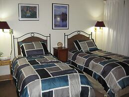 La Vista Blanc by Mammoth Reservation Bureau