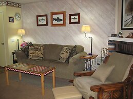 La Vista Blanc by Mammoth Reservation Bureau