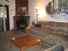 La Vista Blanc by Mammoth Reservation Bureau