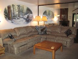 La Vista Blanc by Mammoth Reservation Bureau