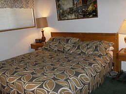 La Vista Blanc by Mammoth Reservation Bureau